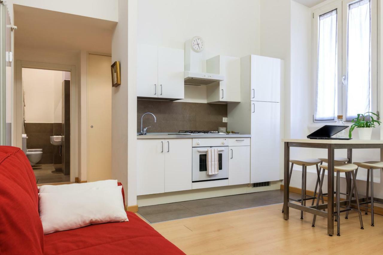 Altido 1-bed Flat Near Formentano Park * Mailand